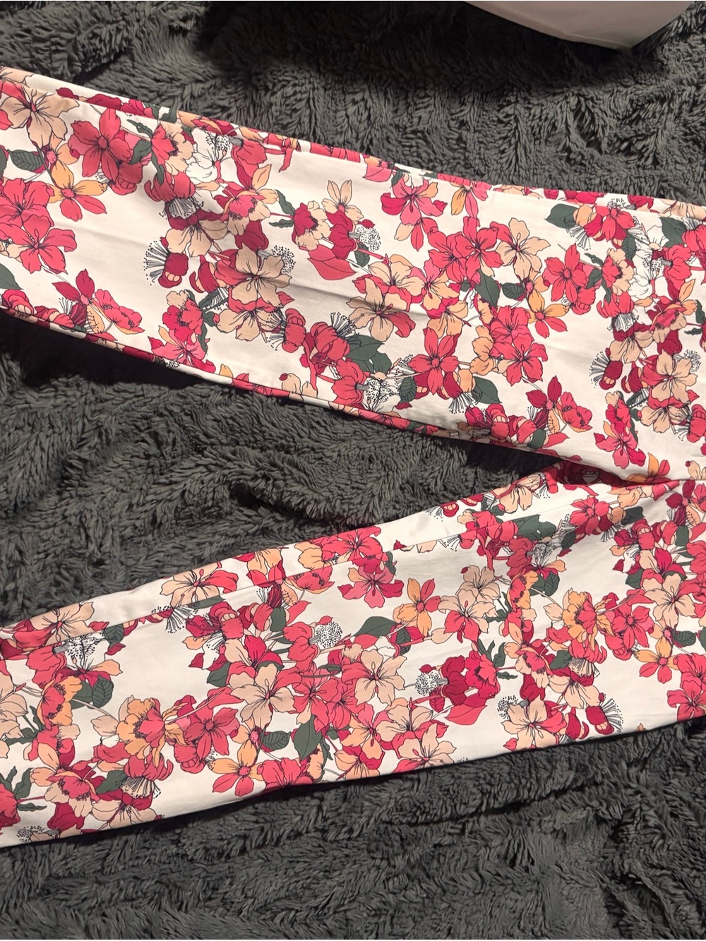 Liz Claiborne White Leggings with Pink & Coral Floral Print